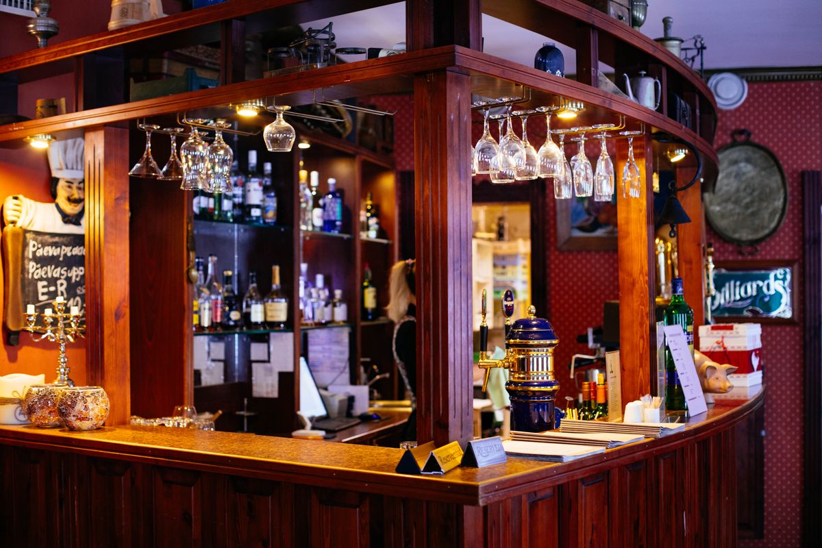 Warm wooden bar at Tudor Rose